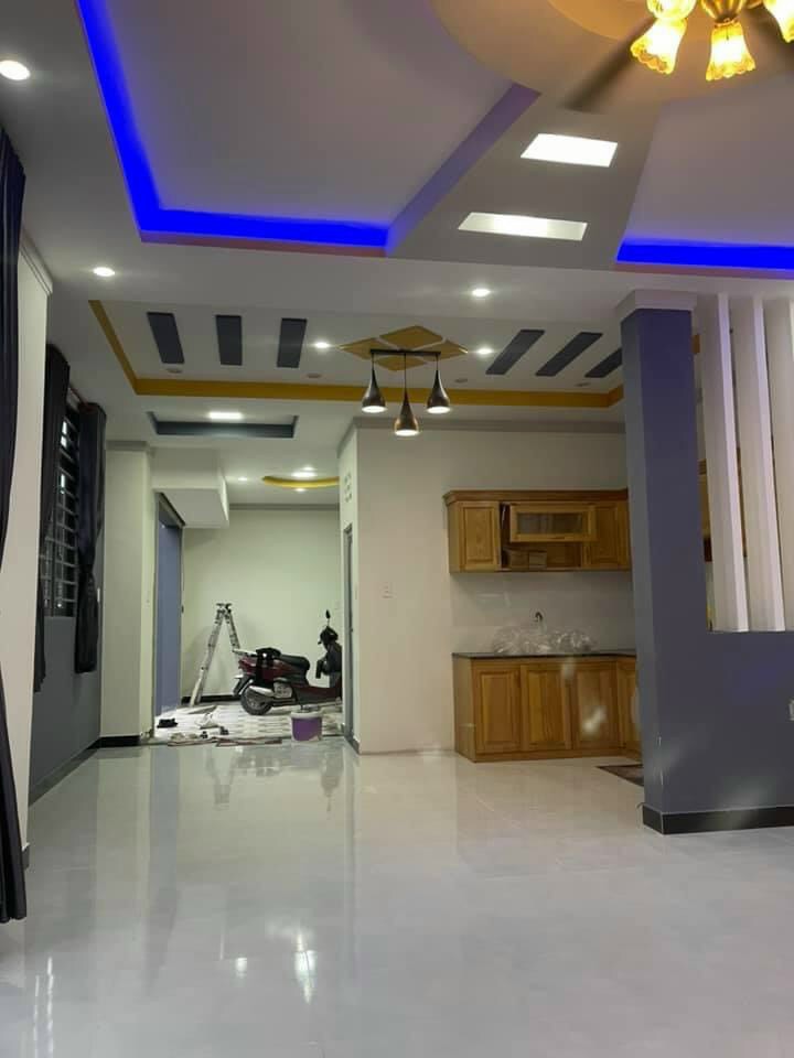 Mùa covid cần bán căn nhà 1 lầu thu hồi vốn kp2 đường xe hơi
