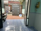 CHÍNH CHỦ CẦN BÁN GẤP NHÀ HẺM ĐƯỜNG LÊ THỊ RIÊNG .GIÁ CỰC TỐT