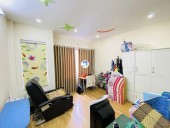 Chưa đến 4 tỷ, nhà đẹp Văn Điển, 50m x 5t, mt rộng, oto tránh gần, LH ngay 097xx Thanh Trì, Hà Nội