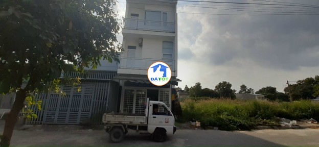 Nhà Phú Gia 1, nhà đẹp mới xây, hoàn công, SHR, full thổ cư, giá rẻ