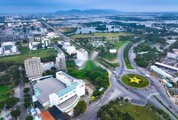 CẦN RA GẤP LÔ ĐẤT ĐẸP VIEW ĐẸP  TẠI TRUNG TÂM HÀNH CHÍNH BÀ RỊA