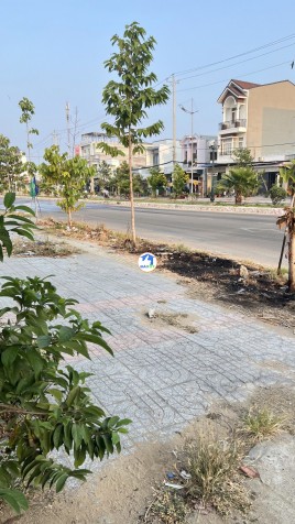 Bán đất đấu giá Đại Hùng mặt đường liên xã các CienCo5 hơn 200m